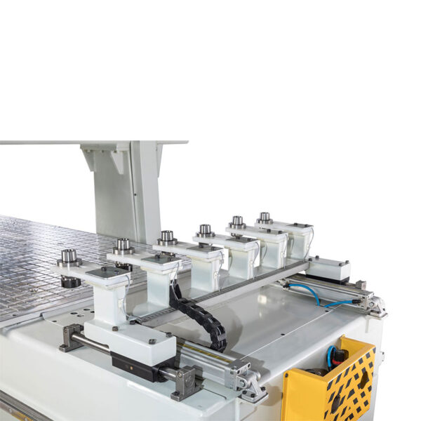 Netmak CNC 2411 Freze ve Kapı Makinası - aletiste
